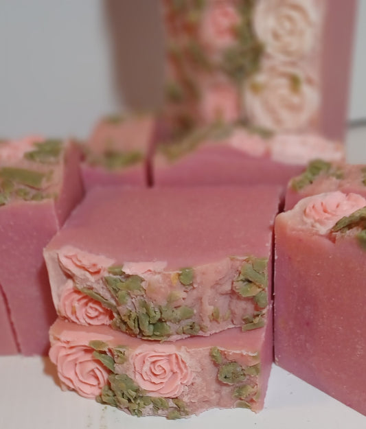 Rose Buds image 0